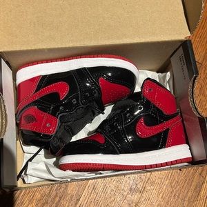 Jordan 1 RETRO HIGH OG(TD) size 4 toddler